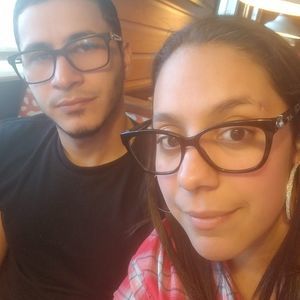 Meet your Posher, Emanuel